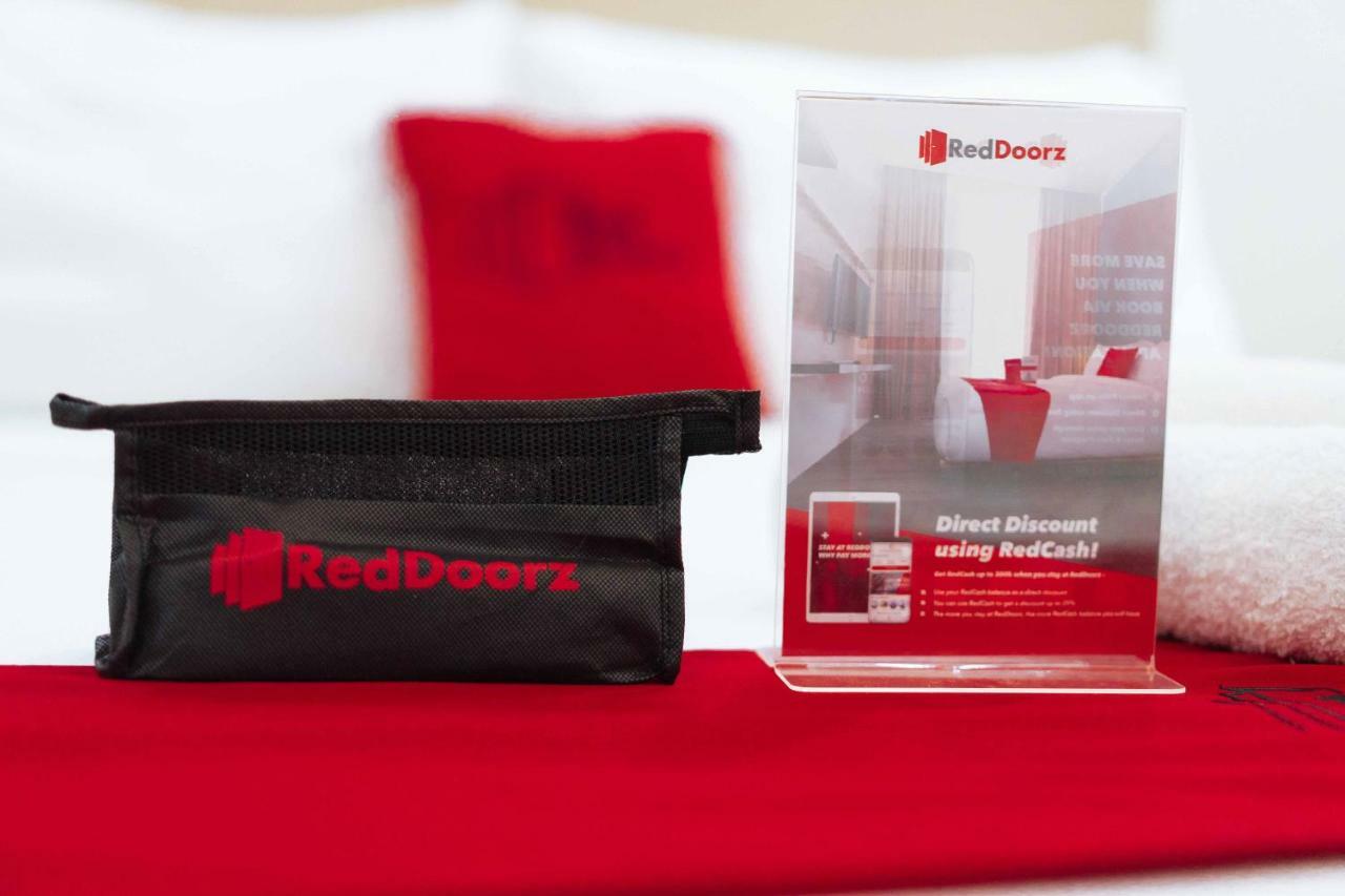 Reddoorz Plus Near Sm Lanang Davao City Kültér fotó